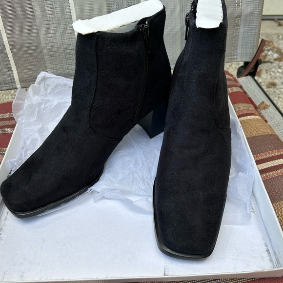 Shoes - New Elegant Black Suede Ankle Boots NWOT